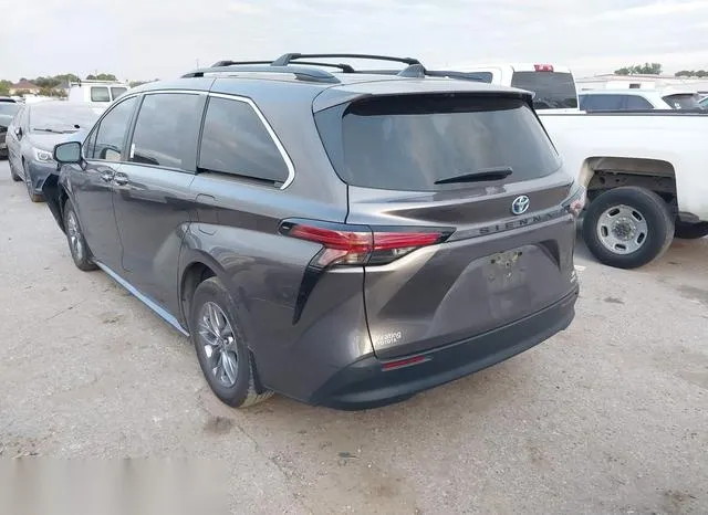 5TDYRKEC3NS132665 2022 2022 Toyota Sienna- Xle 3