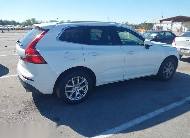 YV4102RK7L1582730 2020 2020 Volvo XC60- T5 Momentum 4