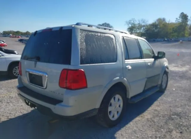 5LMFU28595LJ04639 2005 2005 Lincoln Navigator 4