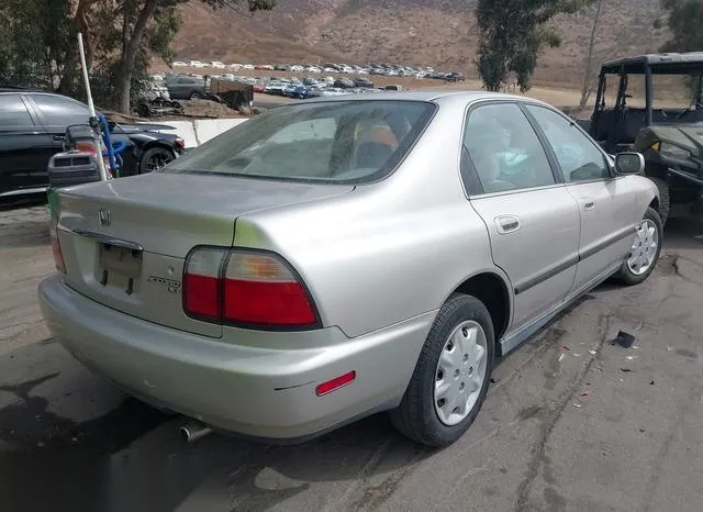 1HGCD5632TA173406 1996 1996 Honda Accord- Lx/Ex 4