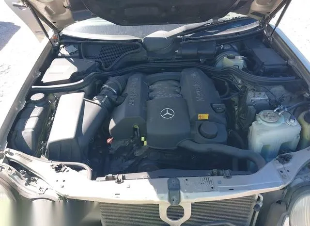 WDBJH65F2XA720139 1999 1999 Mercedes-Benz E 320 10