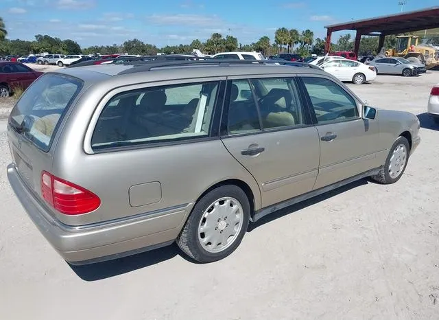 WDBJH65F2XA720139 1999 1999 Mercedes-Benz E 320 4