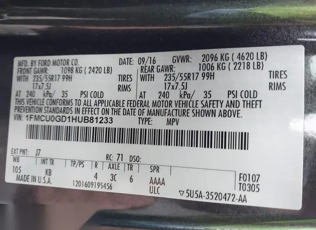 1FMCU0GD1HUB81233 2017 2017 Ford Escape- SE 9