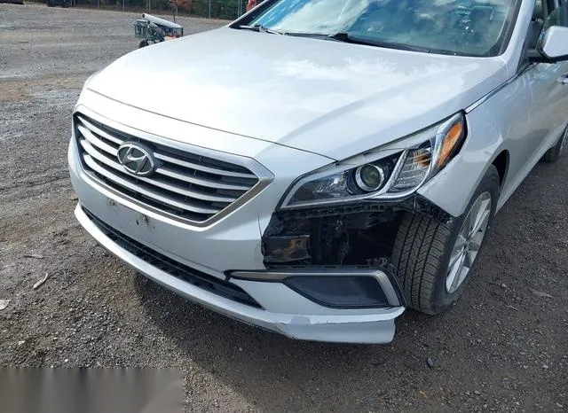 5NPE24AF1GH376228 2016 2016 Hyundai Sonata- SE 6