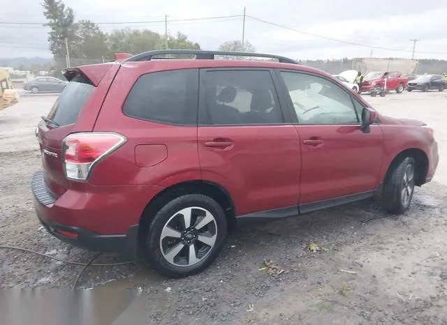 JF2SJAGC8JH535061 2018 2018 Subaru Forester- 2-5I Premium 4