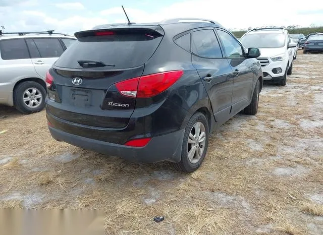 KM8JU3AC9DU547037 2013 2013 Hyundai Tucson- Gls 4