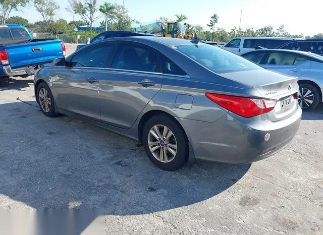 5NPEB4AC9BH087046 2011 2011 Hyundai Sonata- Gls 3