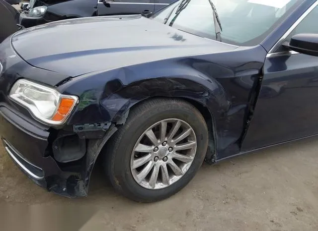 2C3CCAAG8CH312755 2012 2012 Chrysler 300 6