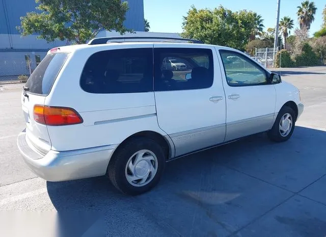 4T3ZF13C5YU200932 2000 2000 Toyota Sienna- Xle 4