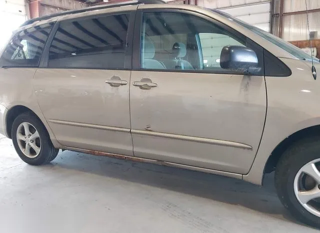 5TDZA23C14S203164 2004 2004 Toyota Sienna- LE 6