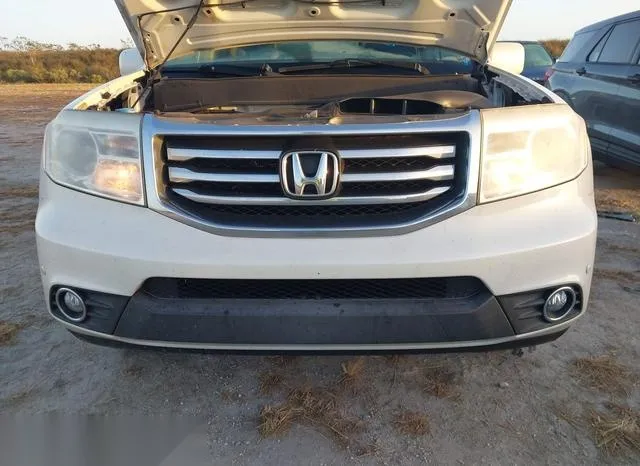 5FNYF3H93CB023915 2012 2012 Honda Pilot- Touring 6