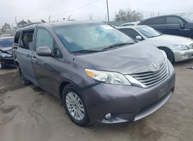 5TDYK3DC4DS346476 2013 2013 Toyota Sienna- Xle V6 8 Passenger 1