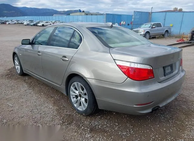 WBANV93599C133299 2009 2009 BMW 5 Series- 535I Xdrive 3