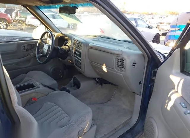 1GNCS18W61K124986 2001 2001 Chevrolet Blazer- LS 5