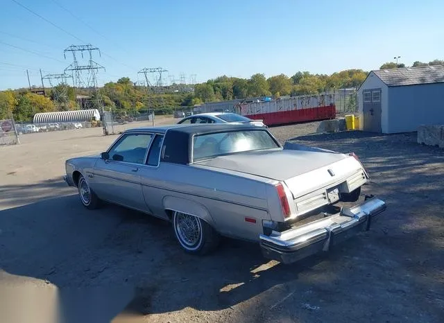 1G3AX37Y2CM311231 1982 1982 Oldsmobile 98- Regency 3