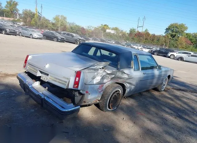 1G3AX37Y2CM311231 1982 1982 Oldsmobile 98- Regency 4