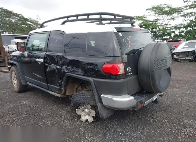 JTEBU4BFXAK084805 2010 2010 Toyota FJ- Cruiser 3