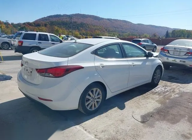 5NPDH4AE6FH608208 2015 2015 Hyundai Elantra- SE 4