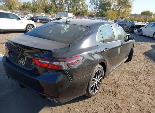 4T1G11BK0NU062154 2022 2022 Toyota Camry- Se Awd 4