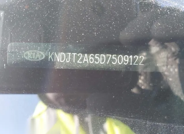 KNDJT2A65D7509122 2013 2013 KIA Soul- - 9