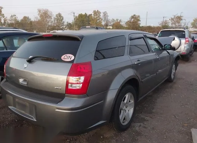 2D4FV48V15H515520 2005 2005 Dodge Magnum- SE 4