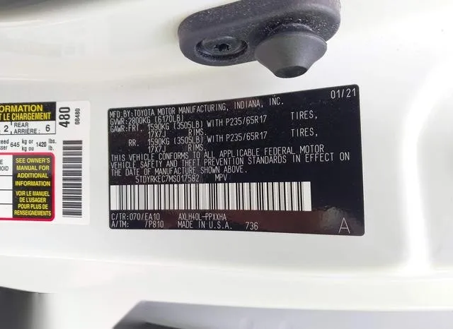 5TDYRKEC7MS017582 2021 2021 Toyota Sienna- Xle 9