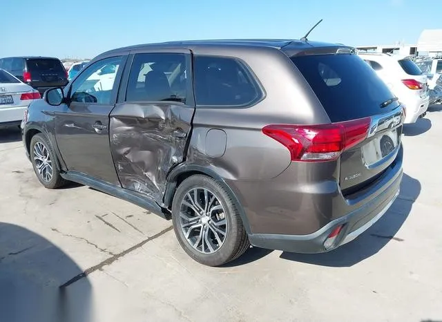 JA4AD3A30GZ062047 2016 2016 Mitsubishi Outlander- SE 3