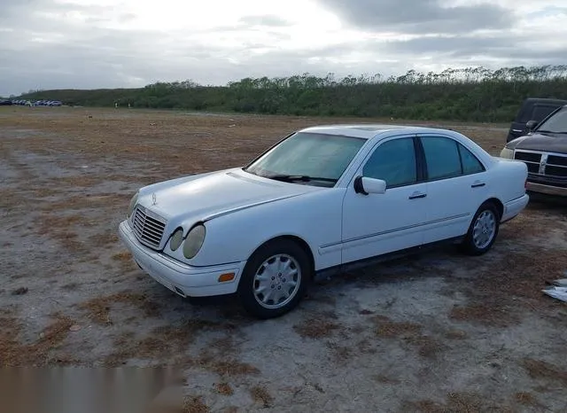 WDBJF25H1XA935544 1999 1999 Mercedes-Benz E 300 Diesel 2