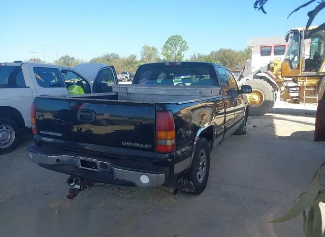 2GCEC19T921272117 2002 2002 Chevrolet Silverado 1500- LS 4