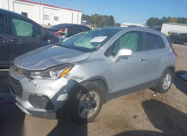 3GNCJLSB0LL318046 2020 2020 Chevrolet Trax- Fwd Lt 2