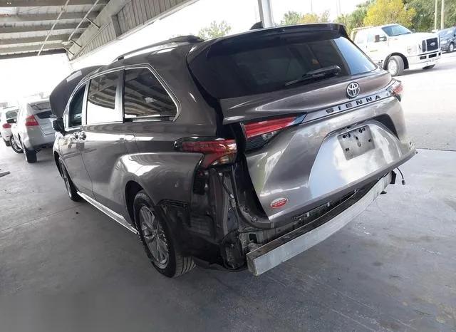 5TDBRKEC1NS087814 2022 2022 Toyota Sienna- LE 3