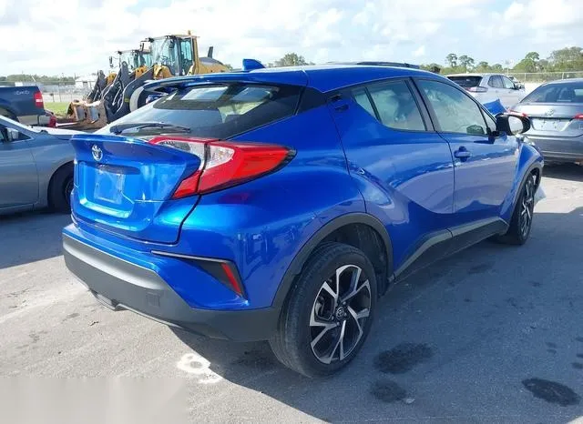 JTNKHMBX0L1090943 2020 2020 Toyota C-HR- Xle 4