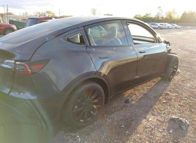 7SAYGDED6RF105175 2024 2024 Tesla Model Y- Long Range Dual 4