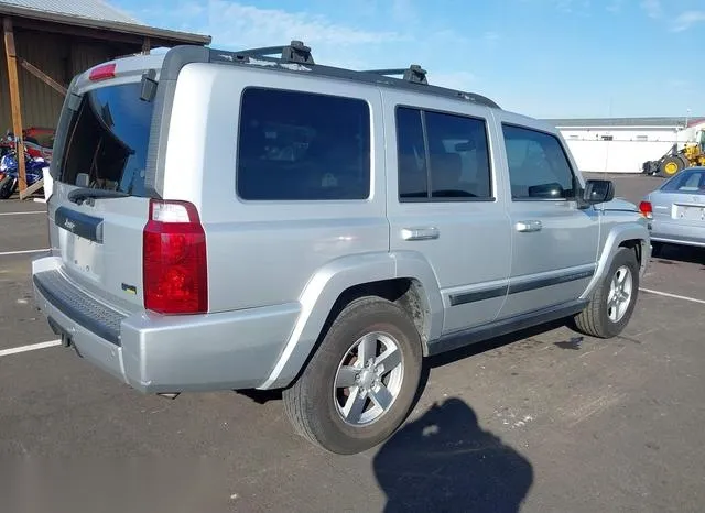 1J8HG48P57C661726 2007 2007 Jeep Commander- Sport 4