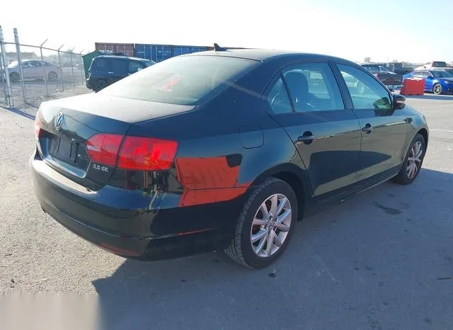 3VWDX7AJ6BM324953 2011 2011 Volkswagen Jetta- 2-5L Se 4