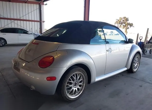 3VWBM31Y05M364200 2005 2005 Volkswagen New Beetle- GL 4