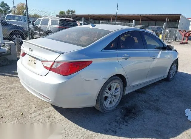 5NPEB4AC7DH544651 2013 2013 Hyundai Sonata- Gls 4