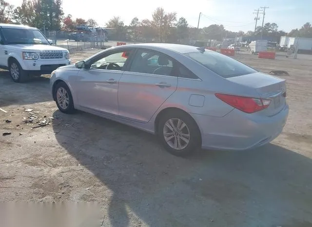 5NPEB4AC2DH712082 2013 2013 Hyundai Sonata- Gls 3