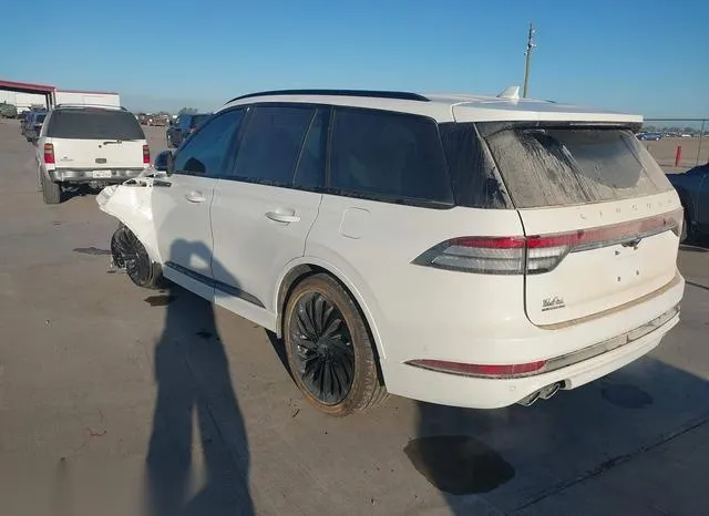 5LM5J7XC3RGL00785 2024 2024 Lincoln Aviator- Reserve 3