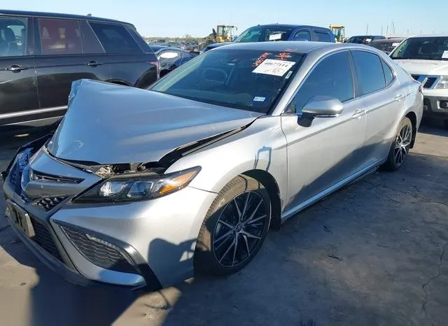 4T1T11AK8NU687126 2022 2022 Toyota Camry- SE 2