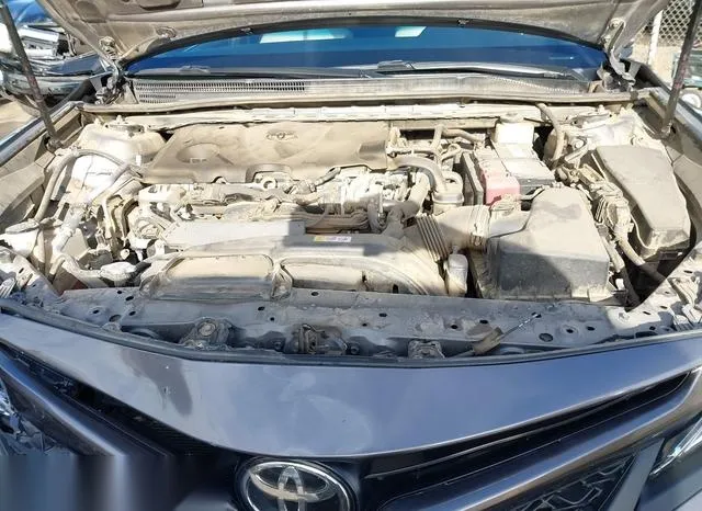 4T1B11HK5JU124756 2018 2018 Toyota Camry- SE 10