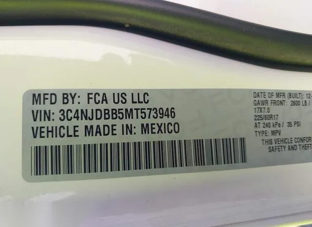 3C4NJDBB5MT573946 2021 2021 Jeep Compass- Latitude 4X4 9