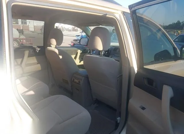 JTEDS41A282065812 2008 2008 Toyota Highlander 8