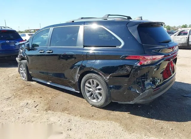 5TDYRKEC8MS036982 2021 2021 Toyota Sienna- Xle 3