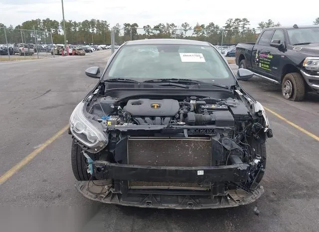 3KPF24AD1ME391685 2021 2021 KIA Forte- Lxs 6