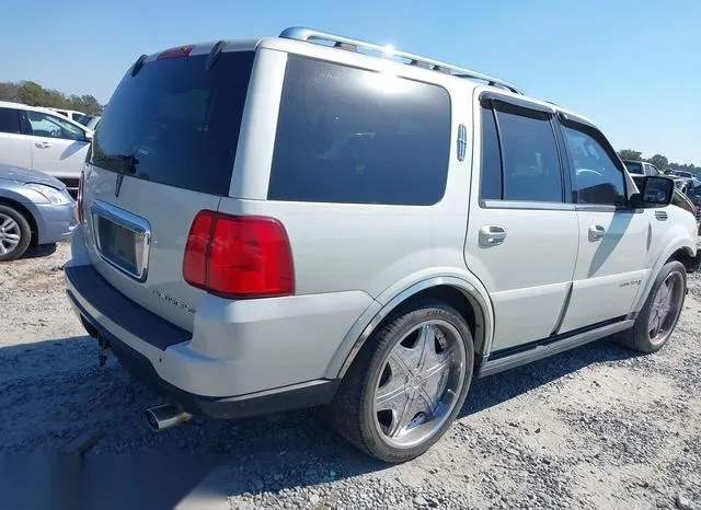 5LMFU27595LJ12760 2005 2005 Lincoln Navigator 4