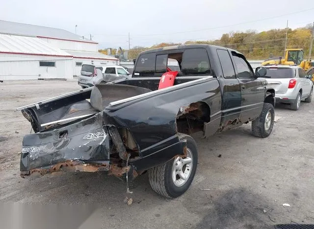 3B7HF13Z2XM528860 1999 1999 Dodge RAM 1500- ST 4