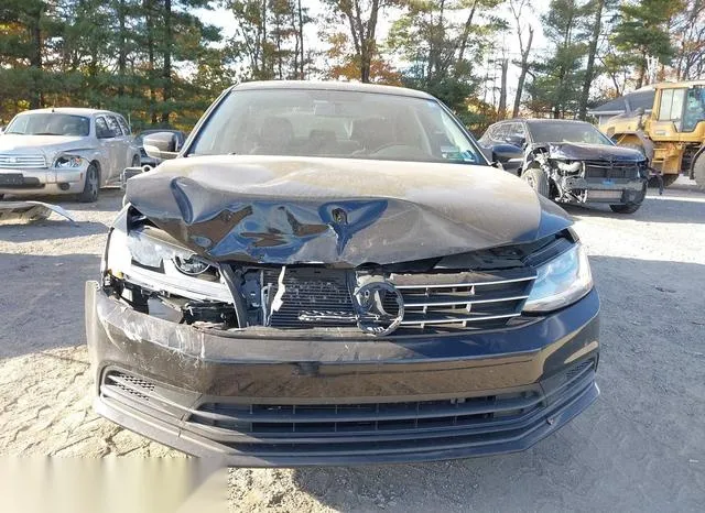 3VWDB7AJ4HM413640 2017 2017 Volkswagen Jetta- 1-4T Se 6