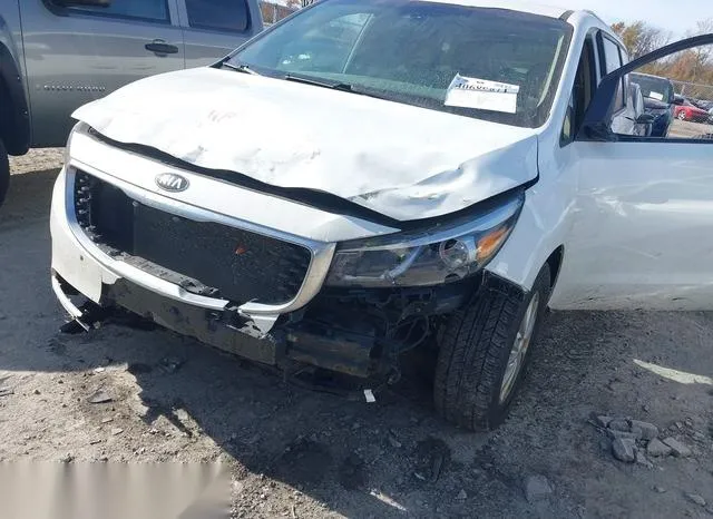 KNDMB5C13H6290966 2017 2017 KIA Sedona- LX 6