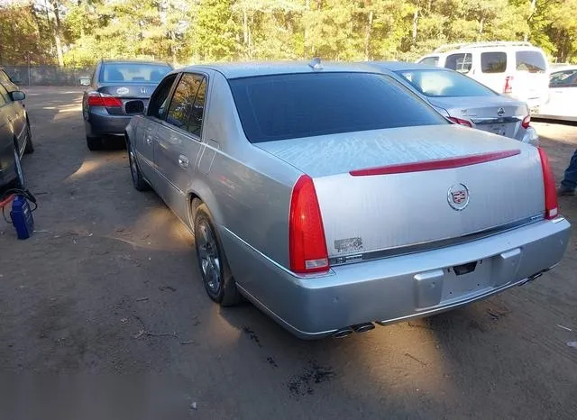 1G6KD5E66BU123288 2011 2011 Cadillac DTS- Luxury Collection 3